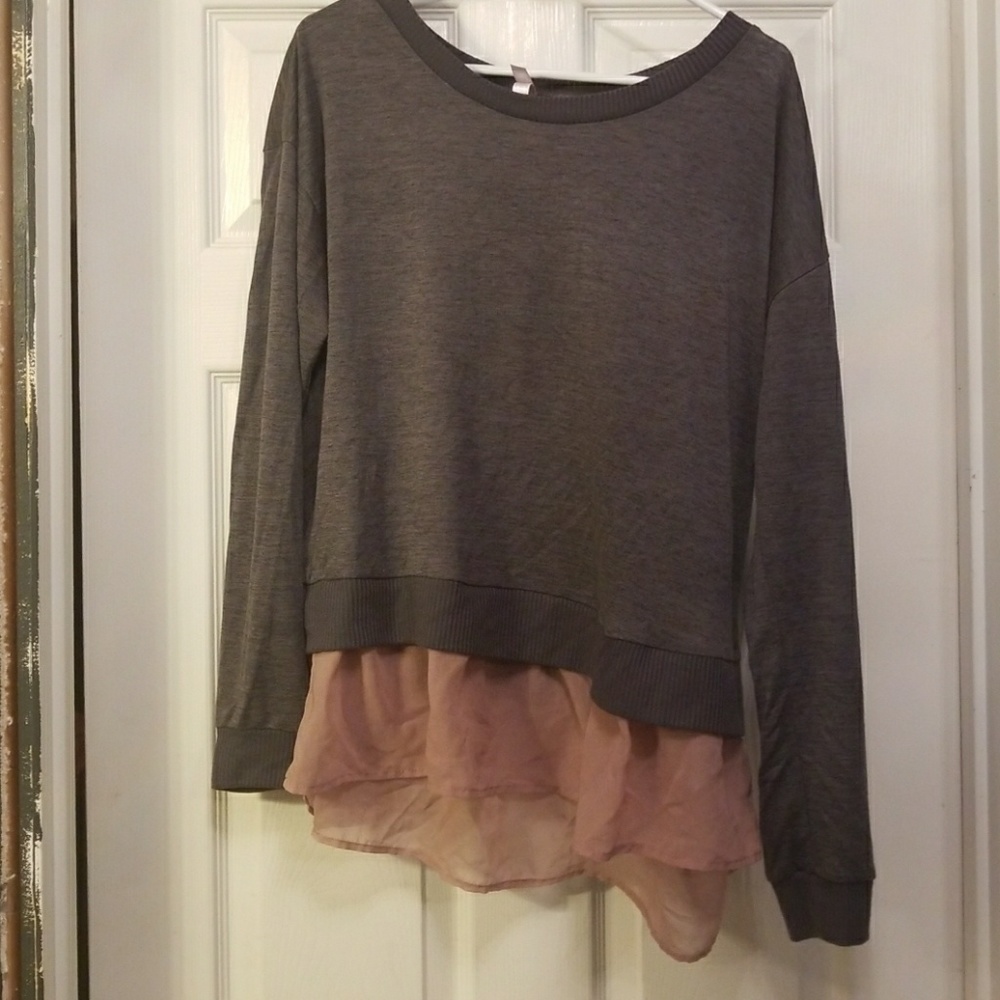Xhilaration long sleeve top